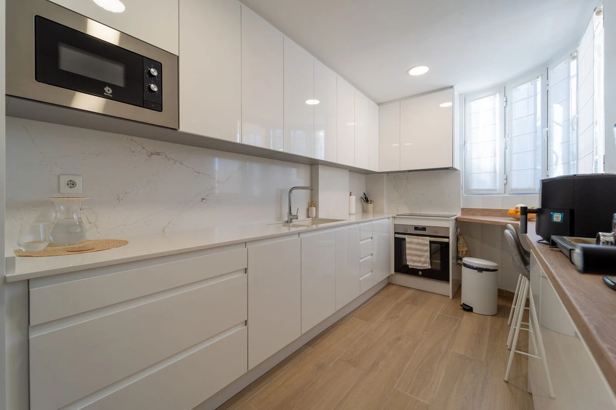 2-5bd7b9d04b45e33852eaf0ec6670150d