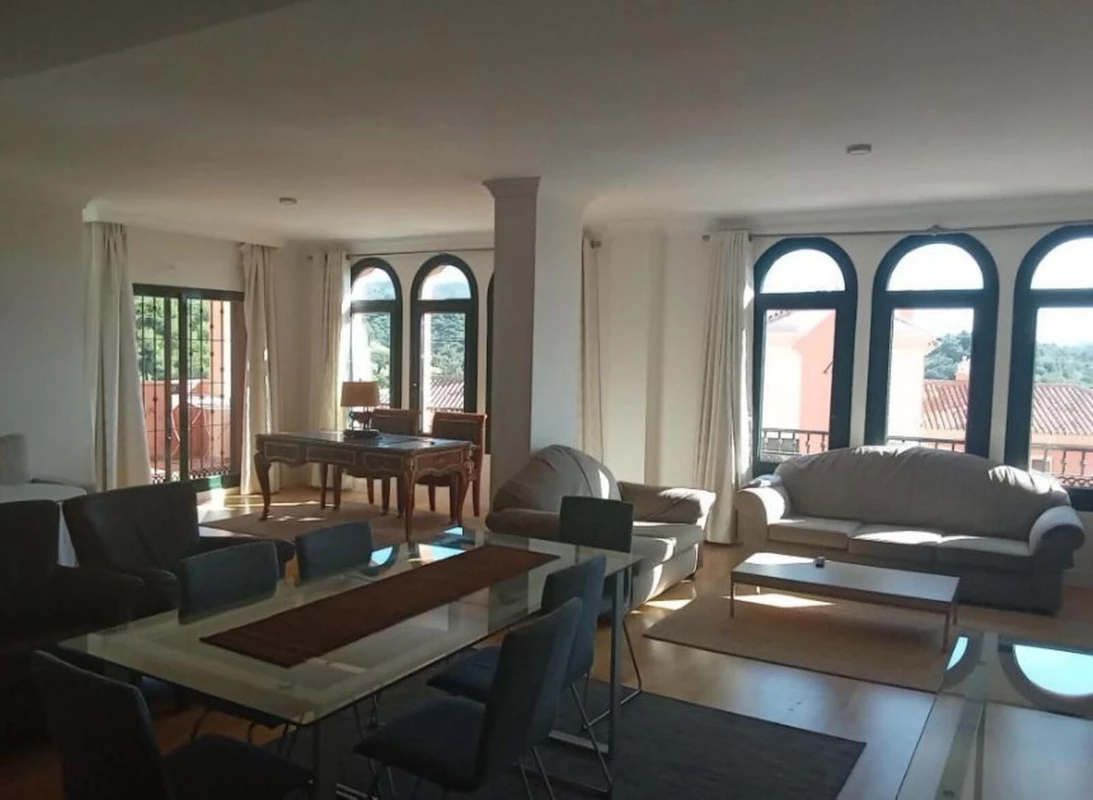 2-5bd7b9d04b45e33852eaf0ec6670150d