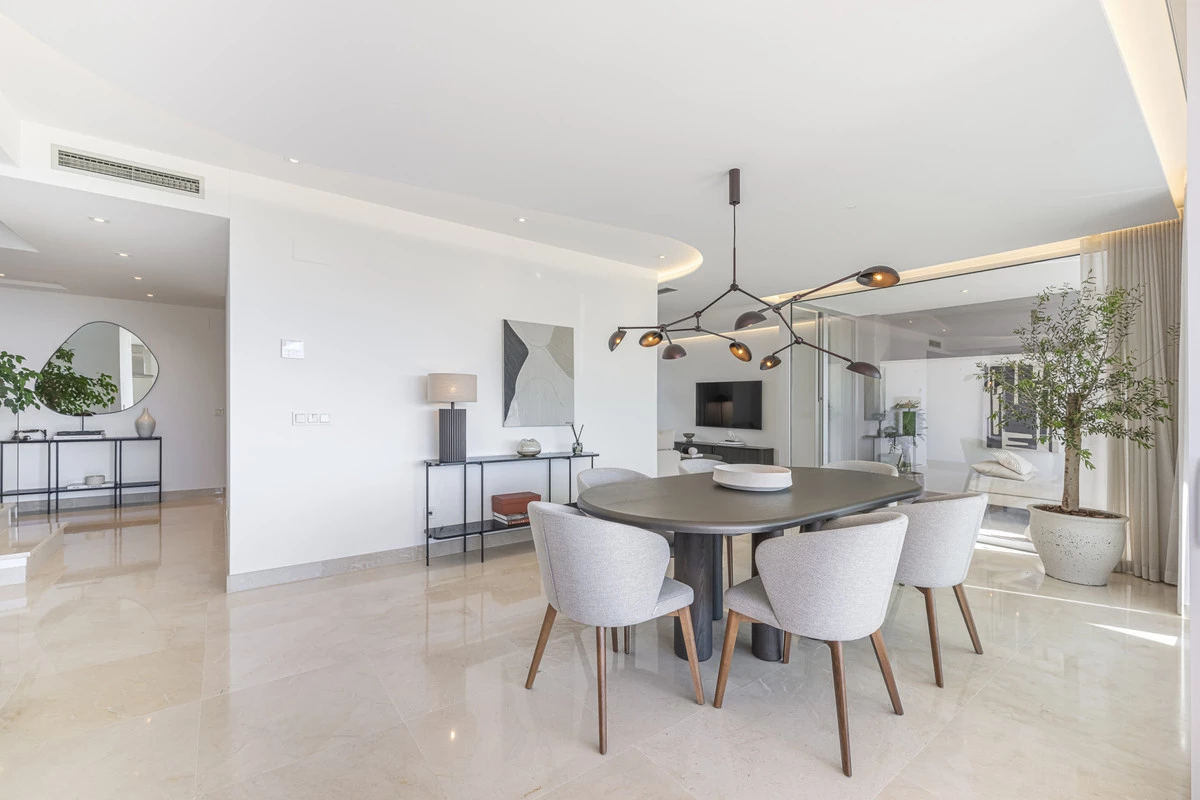 7-aa4cc561180b369757c0bb4af9886cd3