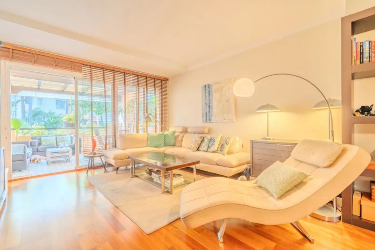 1-7980e48d732b6fc85c14b43b94d2aa54