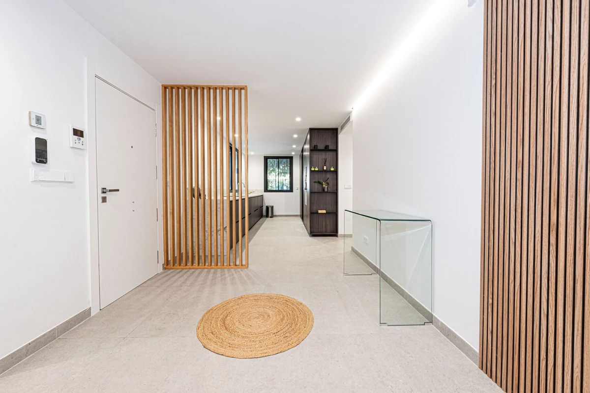 2-5bd7b9d04b45e33852eaf0ec6670150d