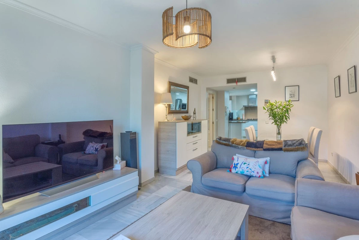 7-aa4cc561180b369757c0bb4af9886cd3