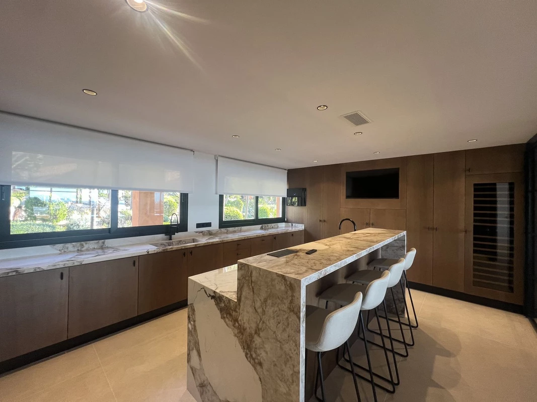 7-aa4cc561180b369757c0bb4af9886cd3