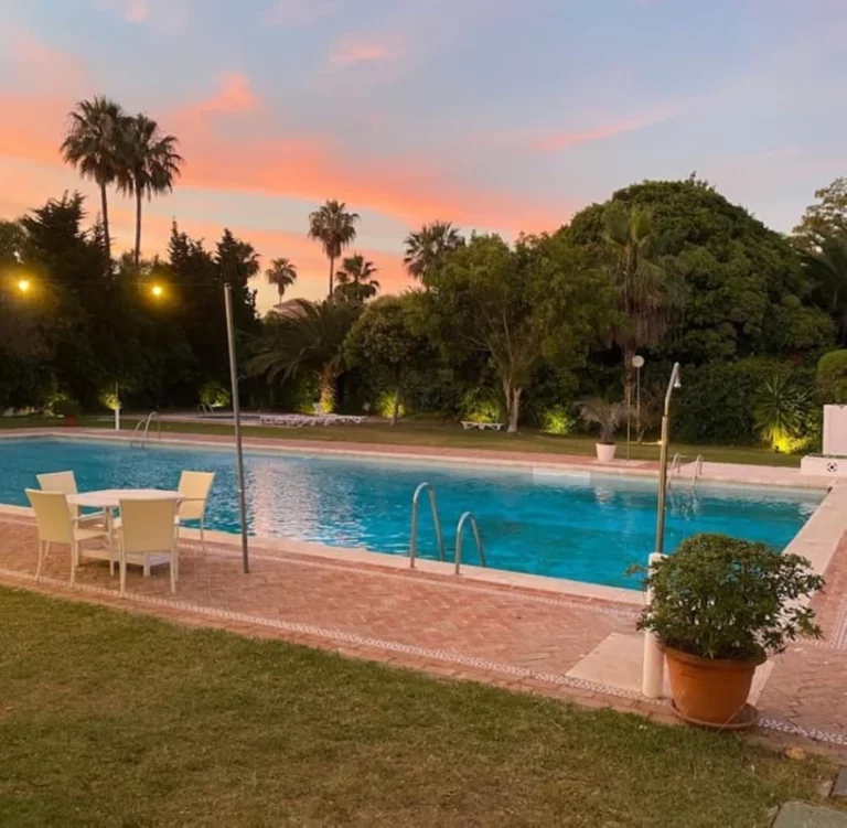 1-7980e48d732b6fc85c14b43b94d2aa54