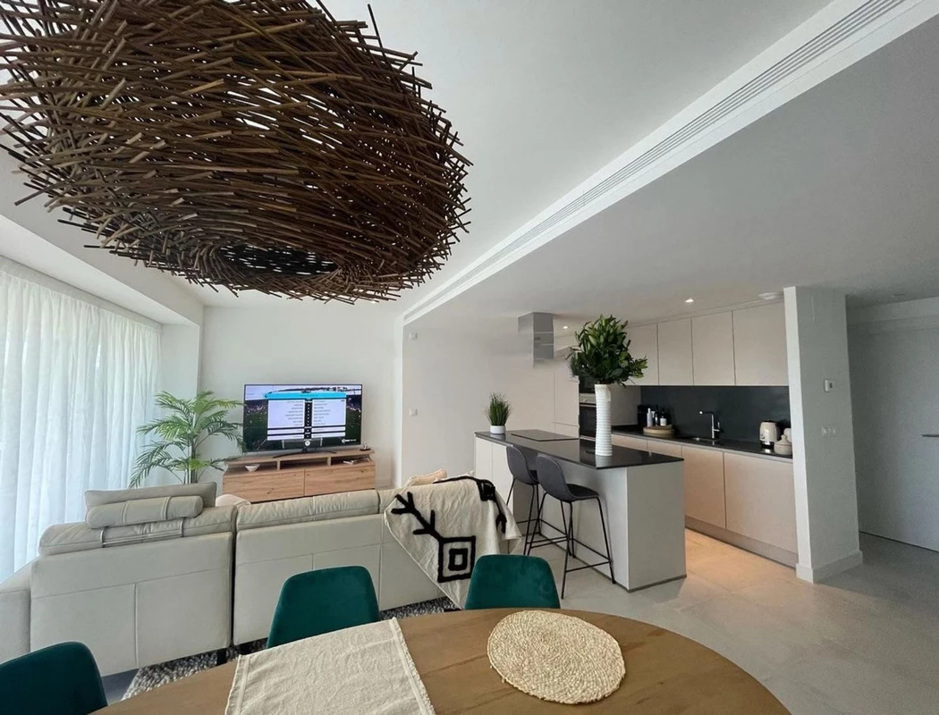 2-5bd7b9d04b45e33852eaf0ec6670150d