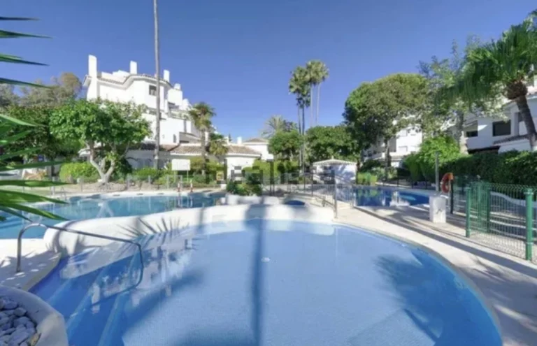 1-7980e48d732b6fc85c14b43b94d2aa54