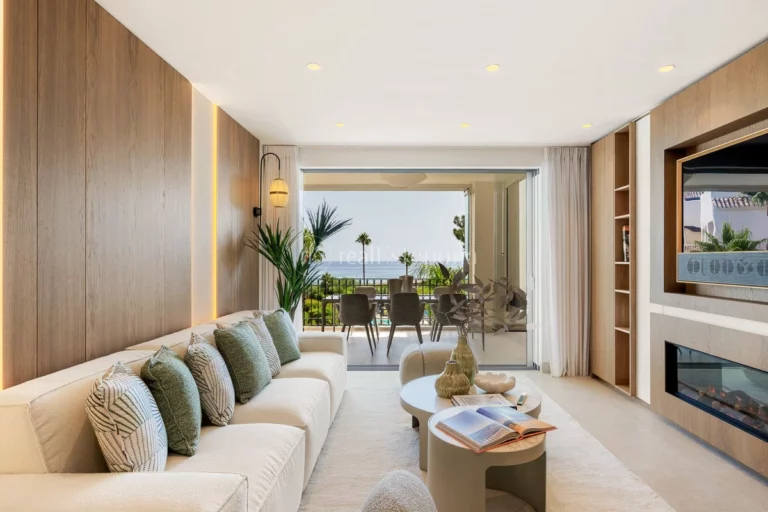 963-00123P | Apartment in Estepona – € 1,995,000 – 3 beds, 1 baths