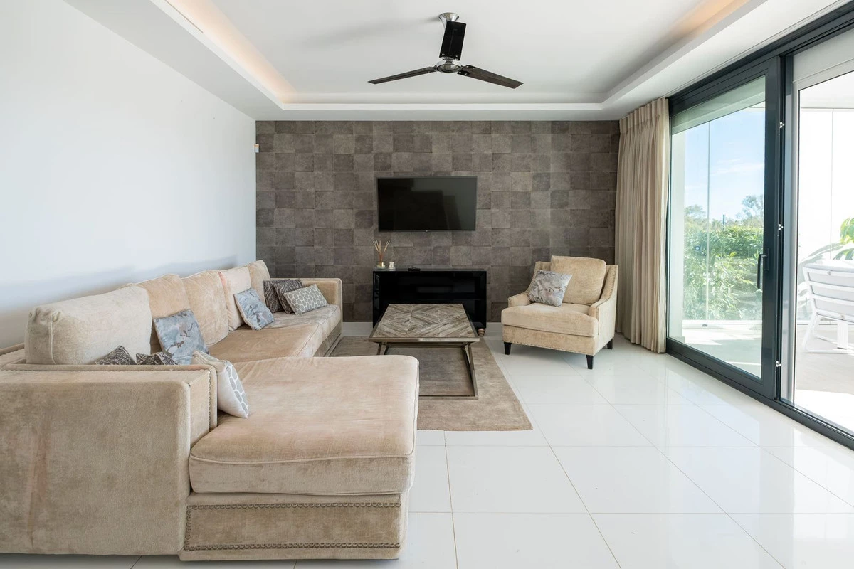 2-5bd7b9d04b45e33852eaf0ec6670150d