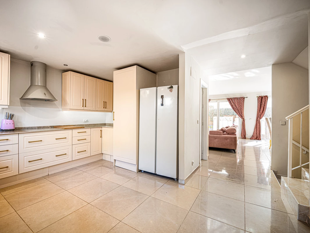 4-c23c0f86247804fa50226aecd8b0b2c8