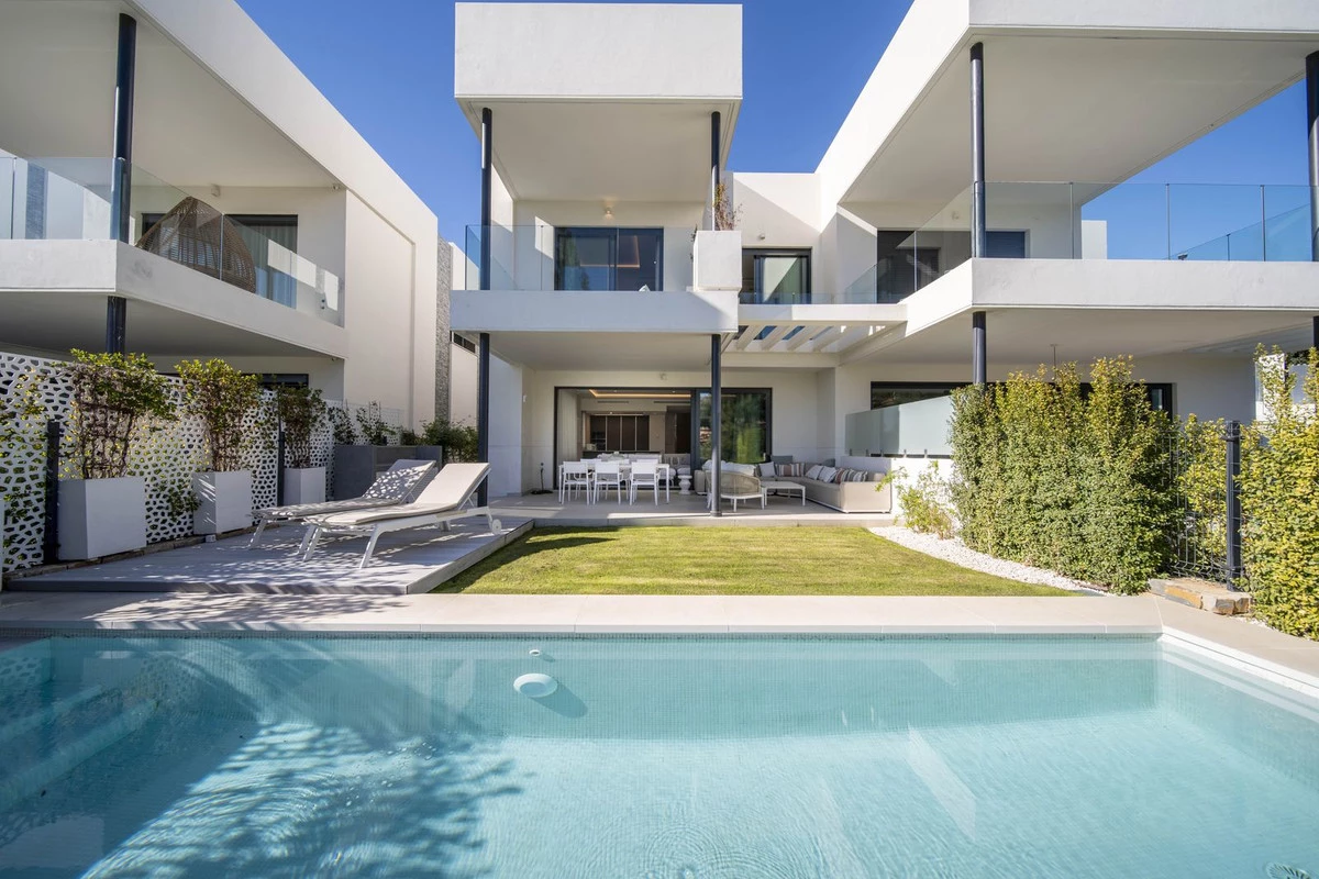 1-7980e48d732b6fc85c14b43b94d2aa54