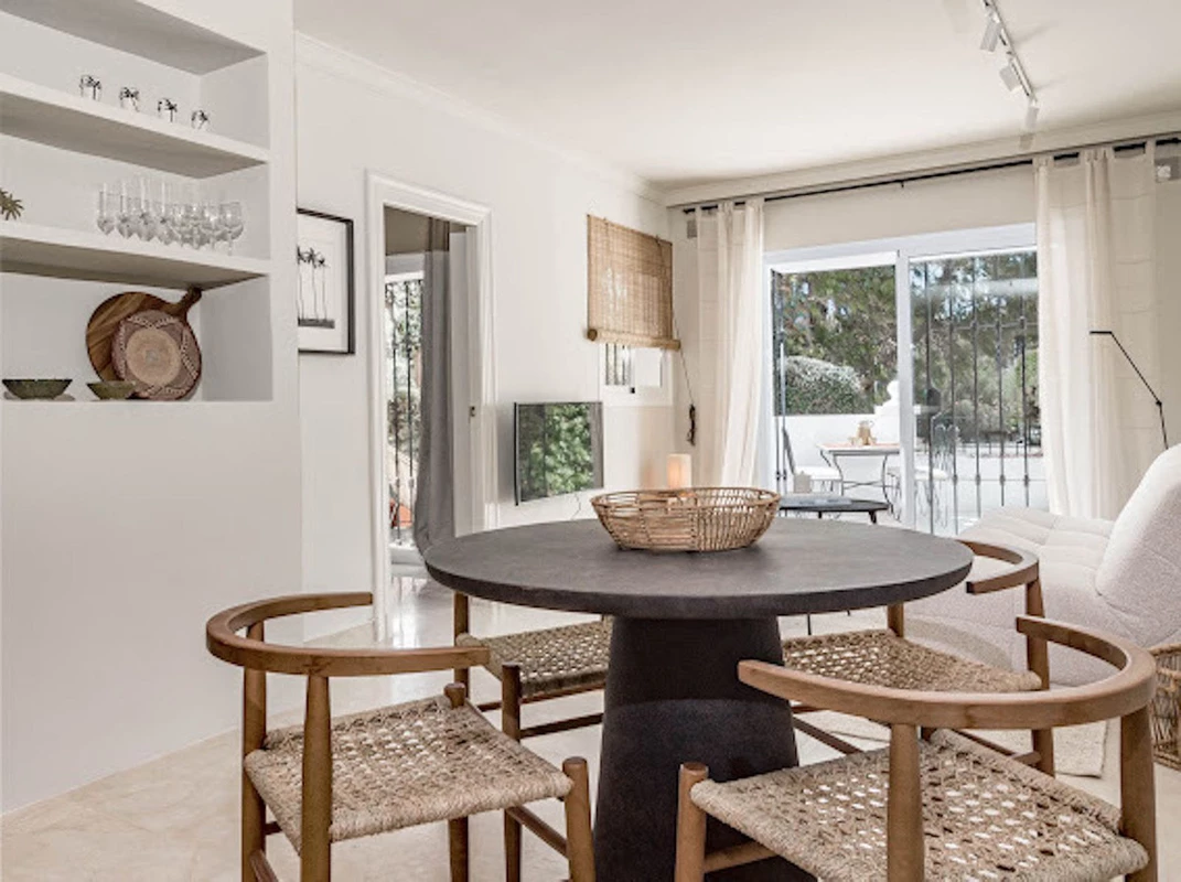 7-aa4cc561180b369757c0bb4af9886cd3