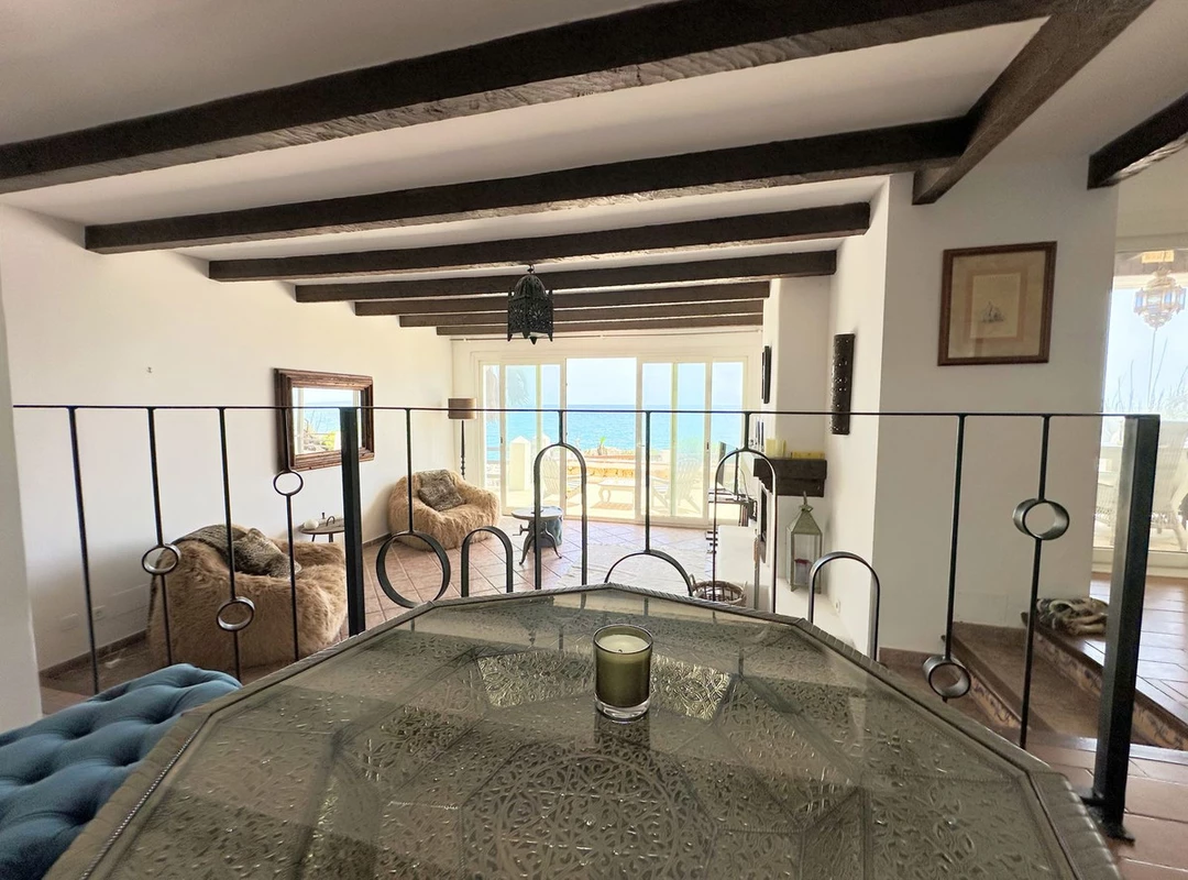 9-467d0cee5b725f3ef65f102a0c2e69c0