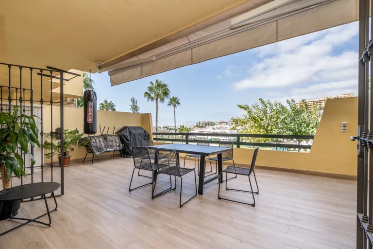 361-11675P | Ground Floor Apartment in Estepona – € 425,000 – 2 beds, 2 baths