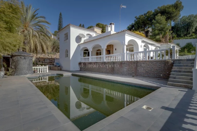 SVS0025 | Villa in Benahavis – € 1,700,000 – 4 beds, 4 baths