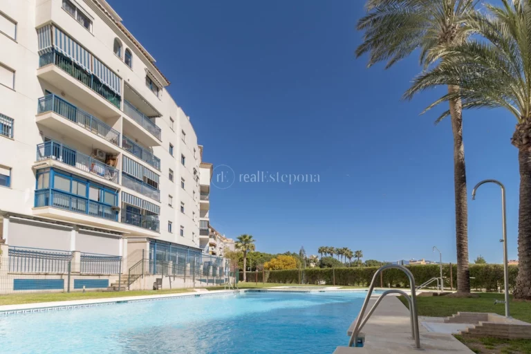 FSD0339 | Flat in Estepona – € 335,000 – 2 beds, 2 baths