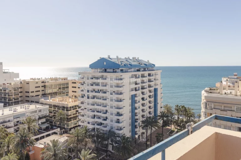 963-00182P | Apartment in Marbella – € 750,000 – 3 beds, 2 baths