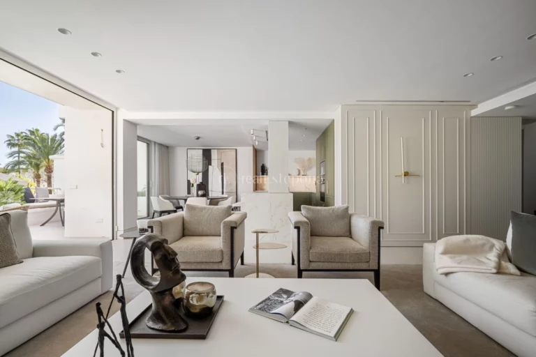 ESNY003 | Duplex Penthouse in Marbella Golden Mile – € 4,150,000 – 3 beds, 3 baths