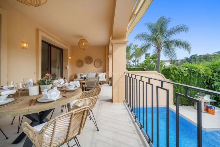 RM014 | Semi Detached Villa in Marbella – Puerto Banus – € 2,475,000 – 5 beds, 5 baths