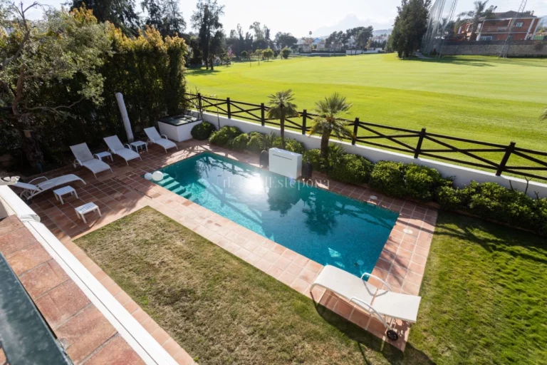 459-00561P | Villa in San Pedro de Alcantara – € 1,900,000 – 5 beds, 4 baths