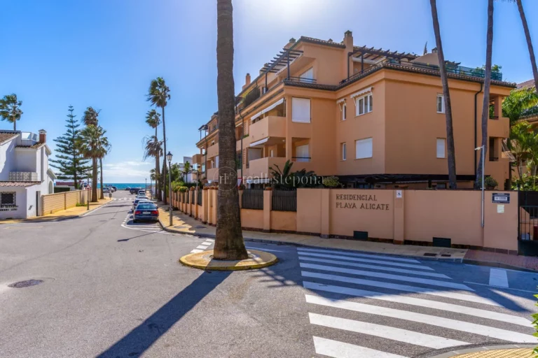 EMPA | Ground Floor Apartment in Marbella East – € 535,000 – 2 beds, 2 baths