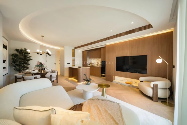 1061-00012P | Apartment in Marbella Golden Mile – € 1,195,000 – 3 beds, 2 baths