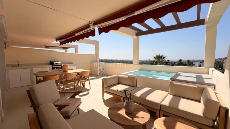 687-00315P | Apartment in Nueva Andalucia – € 995,000 – 3 beds, 2 baths
