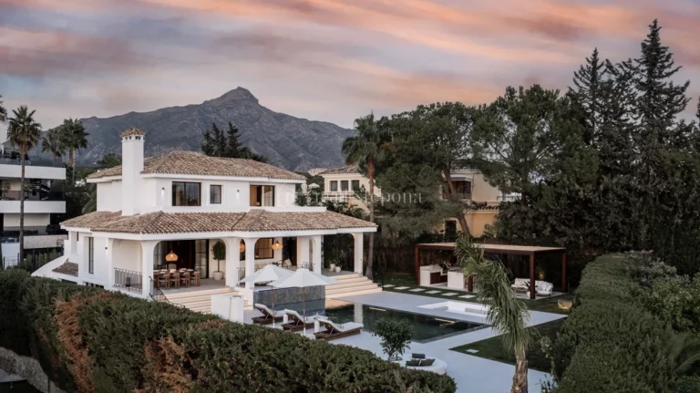 720-00039P | Villa in Nueva Andalucia – € 4,950,000 – 5 beds, 4 baths