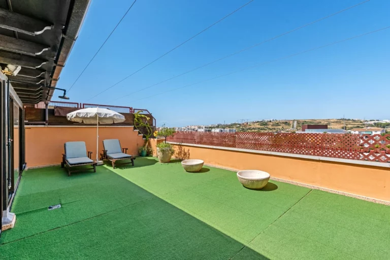 4S-420-01080-E5 | Penthouse in Estepona – € 620,000 – 3 beds, 2 baths