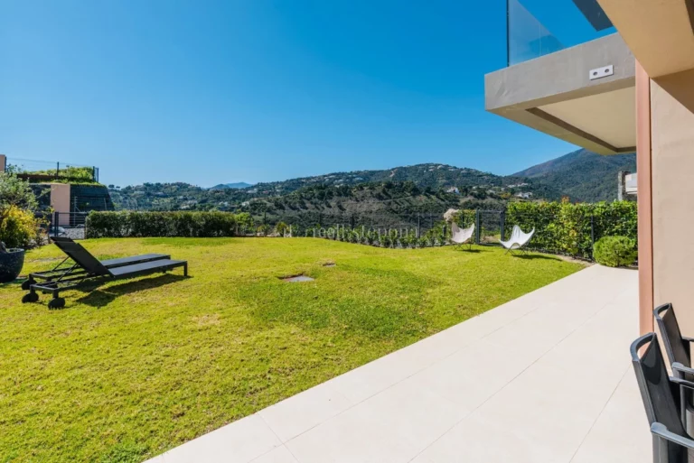 782-00031P | Ground Floor Apartment in Benahavis – € 995,000 – 3 beds, 2 baths