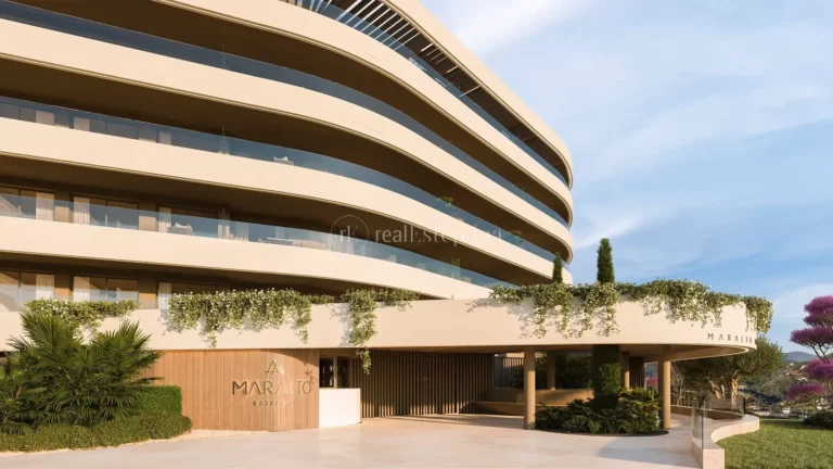 MA-1022 | Apartment in Estepona – € 710,000 – 2 beds, 0 baths