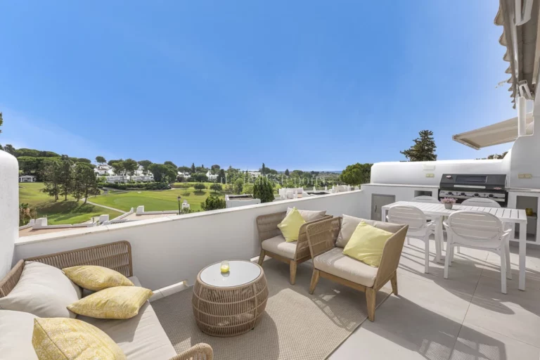 606-00277P | Town House in Nueva Andalucia – € 1,095,000 – 3 beds, 3 baths